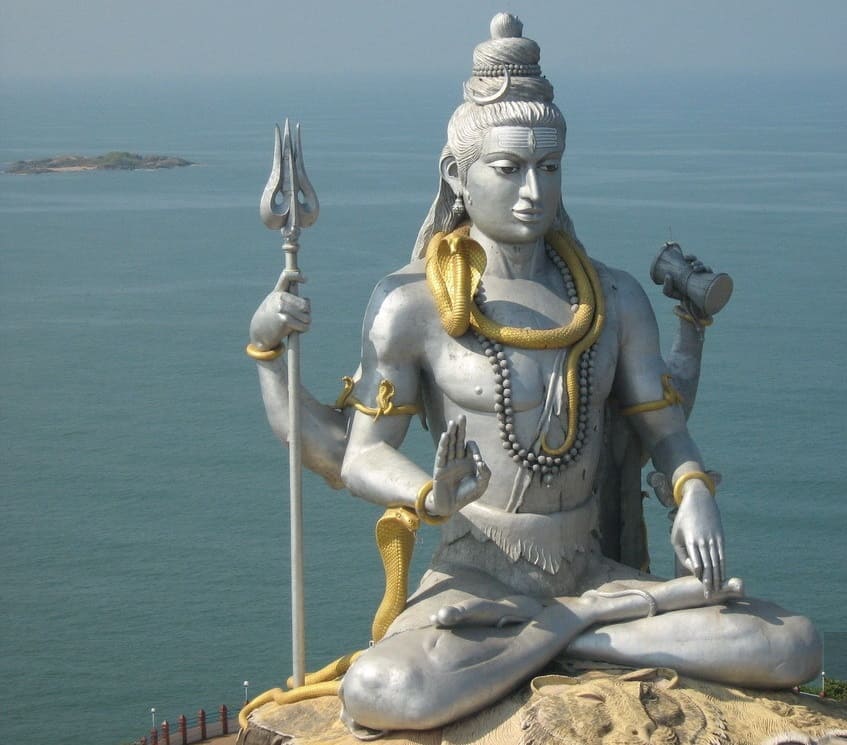 Индуистский бог Шива и его воплощение в виде божественного гуся